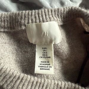 H&M Women's Beige Sweater